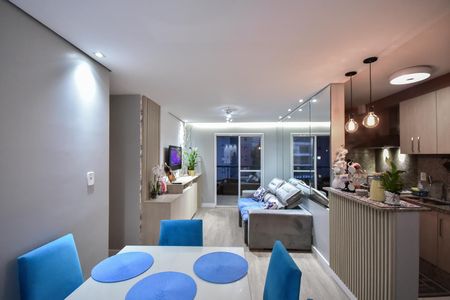 Apartamento à venda com 83m², 3 quartos e 2 vagasSala