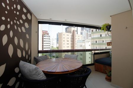 Varanda de kitnet/studio à venda com 2 quartos, 95m² em Jardim America, São Paulo