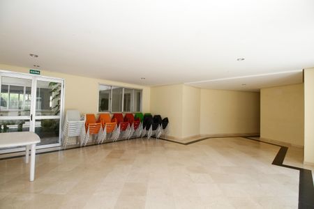 Apartamento à venda com 95m², 2 quartos e 2 vagas Apartamento à venda com 95m², 2 quartos e 2 vagasÁrea Comum - Salão de Festas
