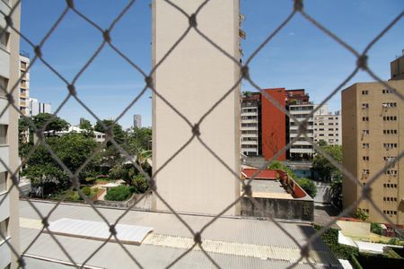 Apartamento à venda com 95m², 2 quartos e 2 vagas Apartamento à venda com 95m², 2 quartos e 2 vagasVista da Suíte