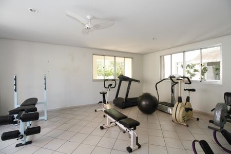 Apartamento à venda com 95m², 2 quartos e 2 vagas Apartamento à venda com 95m², 2 quartos e 2 vagasÁrea Comum - Academia