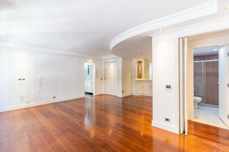 Sala de apartamento para alugar com 2 quartos, 108m² em Cerqueira César, São Paulo