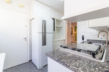 Apartamento para alugar com 108m², 2 quartos e 2 vagasCozinha
