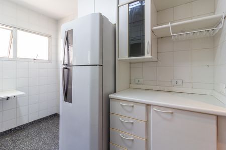 Apartamento para alugar com 108m², 2 quartos e 2 vagasCozinha