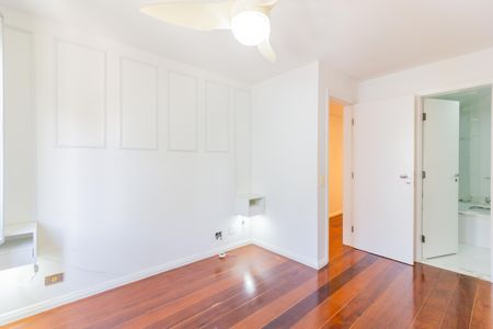 Apartamento para alugar com 108m², 2 quartos e 2 vagasSuíte