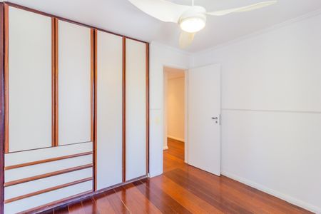 Apartamento para alugar com 108m², 2 quartos e 2 vagasQuarto