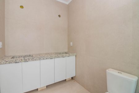 Casa à venda com 193m², 3 quartos e 4 vagas Casa à venda com 193m², 3 quartos e 4 vagasBanheiro da Suíte 3