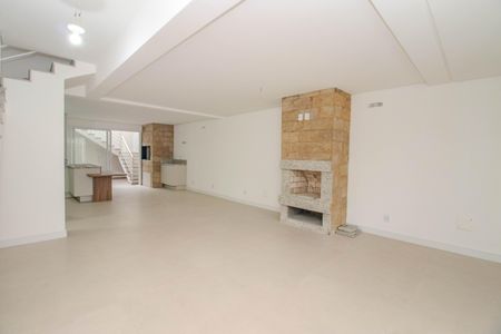 Sala de casa à venda com 3 quartos, 193m² em Jardim Itu, Porto Alegre