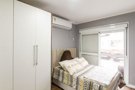 Apartamento à venda com 230m², 3 quartos e 2 vagas Apartamento à venda com 230m², 3 quartos e 2 vagasQuarto 2