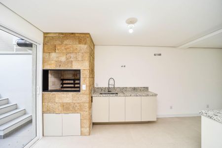 Casa à venda com 198m², 3 quartos e 2 vagasCozinha