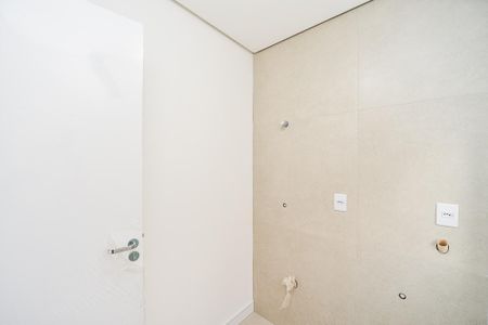 Casa à venda com 198m², 3 quartos e 2 vagasLavanderia