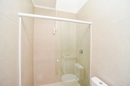 Casa à venda com 198m², 3 quartos e 2 vagasBanheiro da Suíte 2