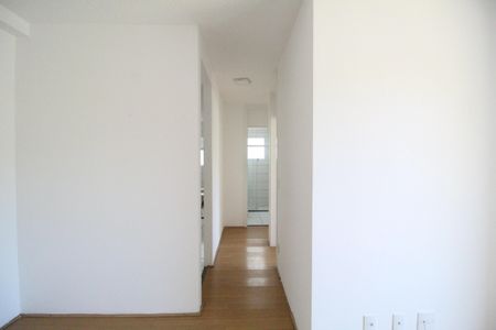 Apartamento para alugar com 44m², 2 quartos e 1 vagaSala - Corredor