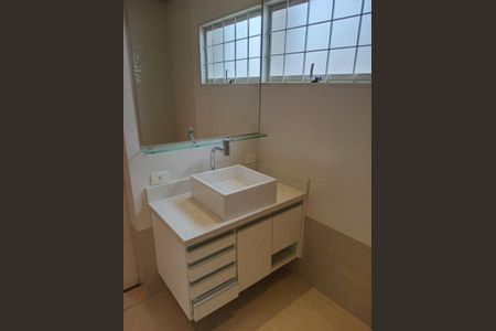 Casa à venda com 3 quartos, 190m² em Mirandópolis, São Paulo