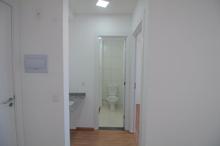 Apartamento para alugar com 37m², 2 quartos e sem vaga Apartamento para alugar com 37m², 2 quartos e sem vagaCorredor