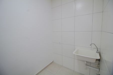 Apartamento para alugar com 37m², 2 quartos e sem vaga Apartamento para alugar com 37m², 2 quartos e sem vagaÁrea de Serviço