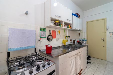 Apartamento à venda com 90m², 2 quartos e sem vaga Apartamento à venda com 90m², 2 quartos e sem vagaCozinha