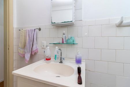 Apartamento à venda com 90m², 2 quartos e sem vaga Apartamento à venda com 90m², 2 quartos e sem vagaBanheiro