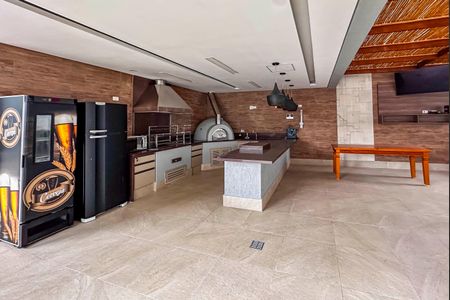 Apartamento à venda com 161m², 3 quartos e 3 vagasÁrea comum - Churrasqueira