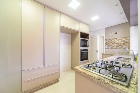 Apartamento à venda com 161m², 3 quartos e 3 vagasCozinha