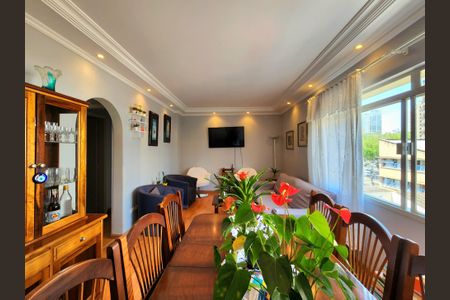 Apartamento à venda com 94m², 3 quartos e 1 vagaSala