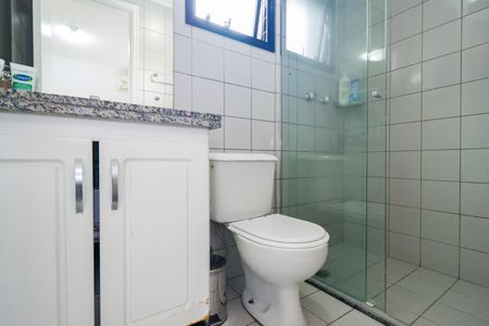 Apartamento à venda com 59m², 1 quarto e 2 vagas Apartamento à venda com 59m², 1 quarto e 2 vagasBanheiro da Suíte