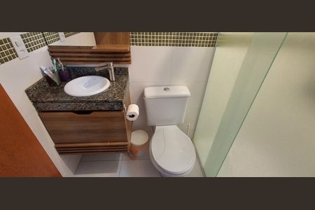 Apartamento à venda com 70m², 2 quartos e 1 vaga Apartamento à venda com 70m², 2 quartos e 1 vagaBanheiro da Suíte