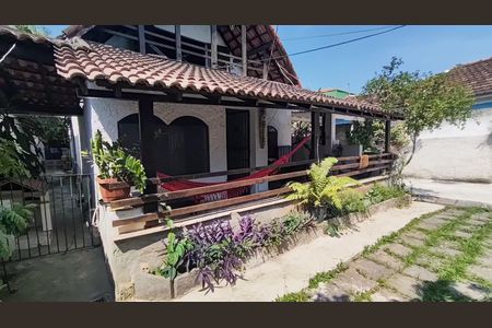 Casa à venda com 400m², 3 quartos e 6 vagasÁrea Externa