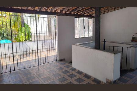 Casa à venda com 400m², 3 quartos e 6 vagasTerraço
