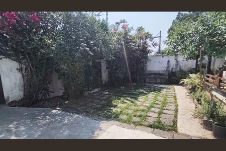 Casa à venda com 400m², 3 quartos e 6 vagasÁrea Externa