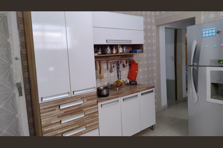 Casa à venda com 400m², 3 quartos e 6 vagasCozinha