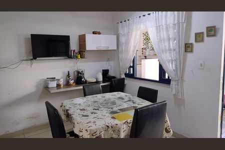 Casa à venda com 400m², 3 quartos e 6 vagasCopa