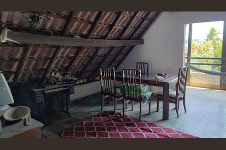 Casa à venda com 400m², 3 quartos e 6 vagasSótão