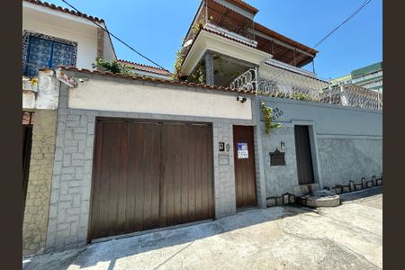 Apartamento para alugar com 80m², 1 quarto e sem vagaFachada 