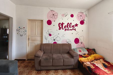 Casa à venda com 195m², 3 quartos e 3 vagas Casa à venda com 195m², 3 quartos e 3 vagasSala