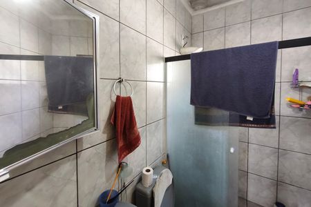 Casa à venda com 195m², 3 quartos e 3 vagas Casa à venda com 195m², 3 quartos e 3 vagasBanheiro