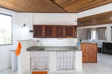 Casa para alugar com 320m², 2 quartos e 2 vagasEdicula