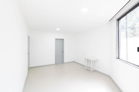 Casa para alugar com 320m², 2 quartos e 2 vagasSuíte 1