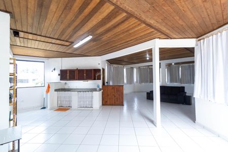 Casa para alugar com 320m², 2 quartos e 2 vagasEdicula