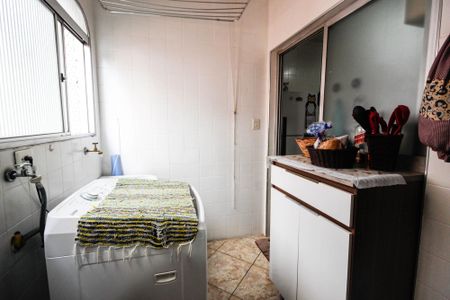 Apartamento à venda com 82m², 3 quartos e 2 vagasÁrea de serviço