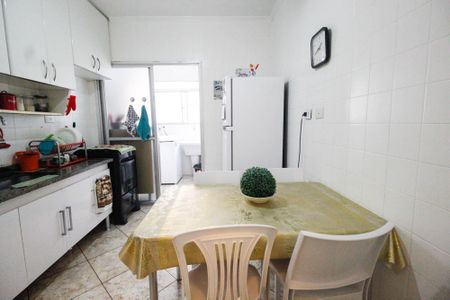 Apartamento à venda com 82m², 3 quartos e 2 vagasCozinha