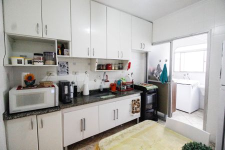 Apartamento à venda com 82m², 3 quartos e 2 vagasCozinha