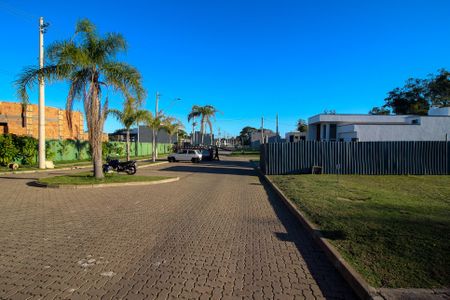 Casa de condomínio à venda com 95m², 3 quartos e 2 vagas Casa de condomínio à venda com 95m², 3 quartos e 2 vagasFachada do condomínio