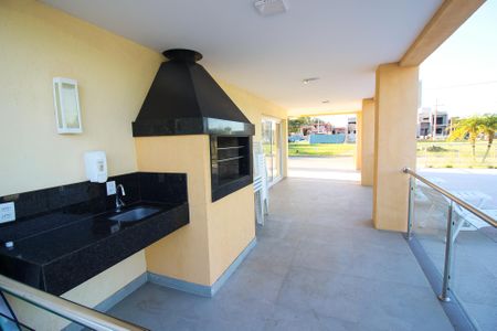 Casa de condomínio à venda com 95m², 3 quartos e 2 vagas Casa de condomínio à venda com 95m², 3 quartos e 2 vagasÁrea comum - Churrasqueira