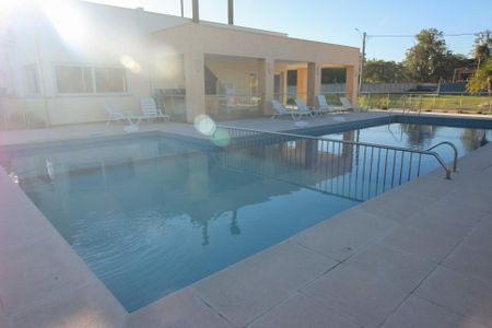 Casa de condomínio à venda com 95m², 3 quartos e 2 vagas Casa de condomínio à venda com 95m², 3 quartos e 2 vagasÁrea comum - Piscina