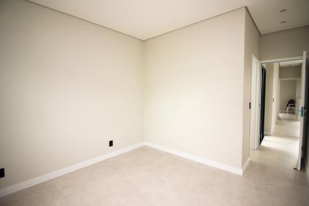 Casa de condomínio à venda com 95m², 3 quartos e 2 vagas Casa de condomínio à venda com 95m², 3 quartos e 2 vagasSuíte