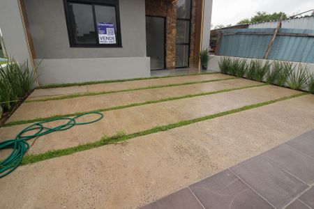 Casa de condomínio à venda com 95m², 3 quartos e 2 vagas Casa de condomínio à venda com 95m², 3 quartos e 2 vagasFachada