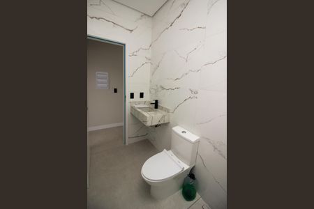 Casa de condomínio à venda com 95m², 3 quartos e 2 vagas Casa de condomínio à venda com 95m², 3 quartos e 2 vagasBanheiro Social