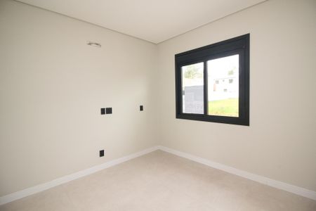 Casa de condomínio à venda com 95m², 3 quartos e 2 vagas Casa de condomínio à venda com 95m², 3 quartos e 2 vagasSuíte