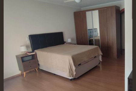 Casa à venda com 107m², 3 quartos e 2 vagas Casa à venda com 107m², 3 quartos e 2 vagasQuarto 3